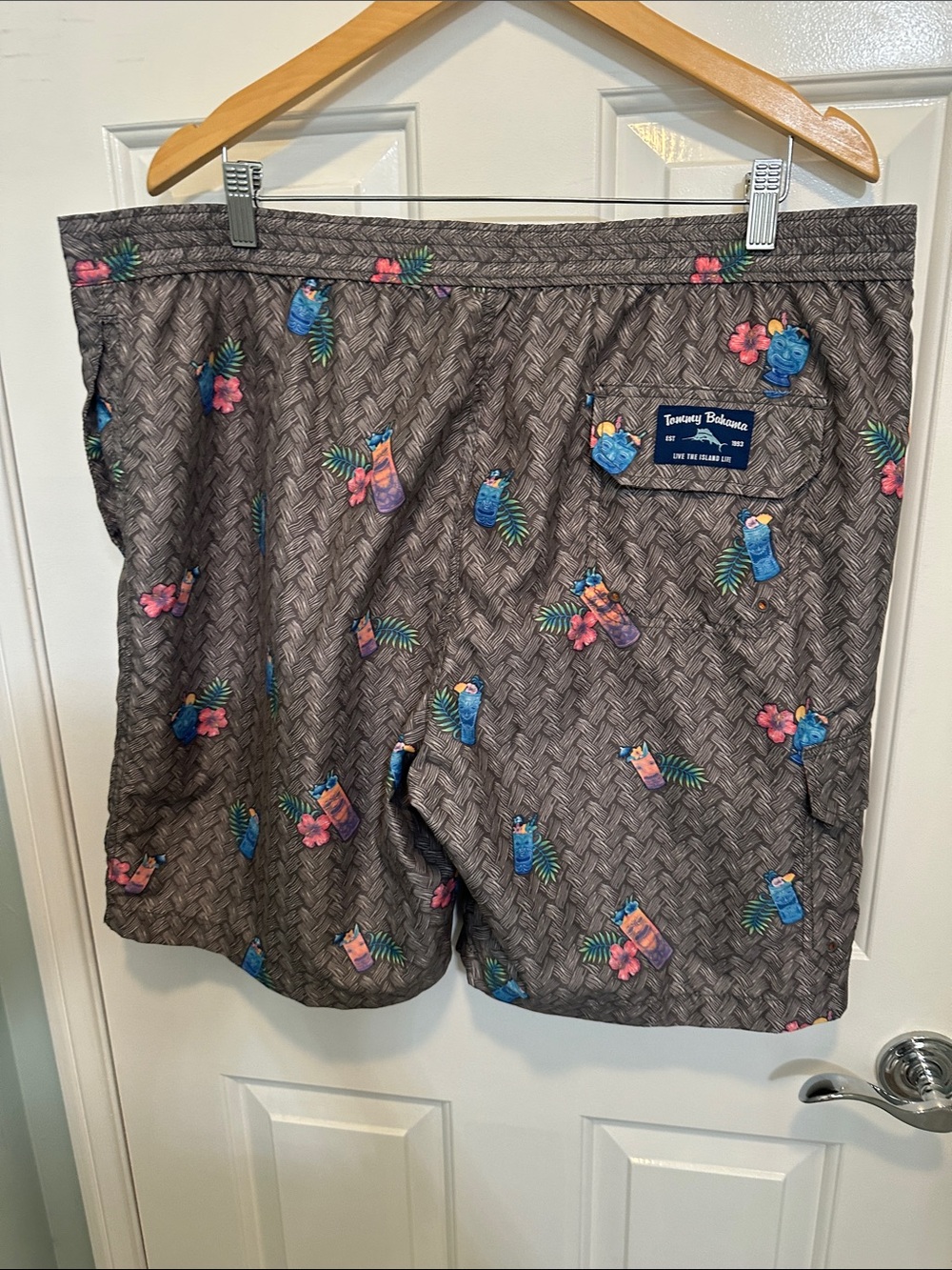 Tommy Bahama Gray Tropical Cocktail Print Swim Board Shorts